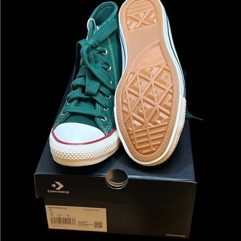 Converse Chuck Taylor All Star High Boys 5 Grade‎ School Hunter Green Envy Suede